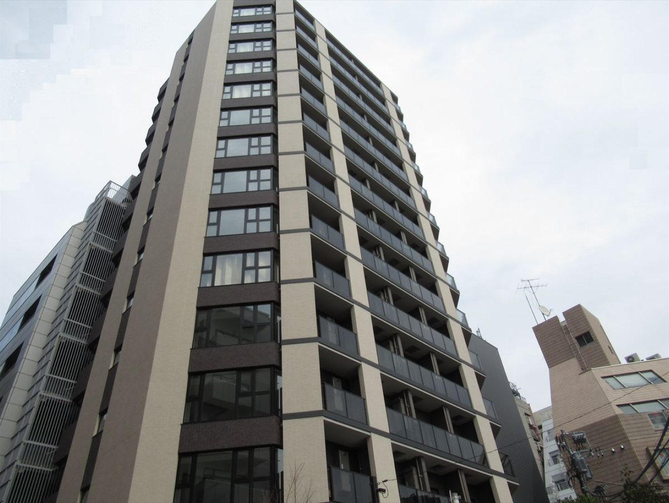 クレヴィア池袋West　建物